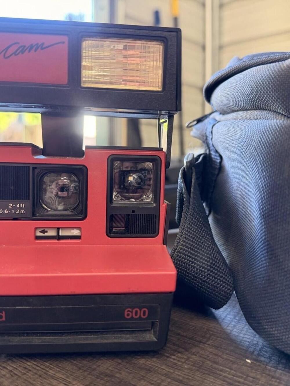 Polaroid Cool Cam 600 Instant Camera Black with Case and Manual
